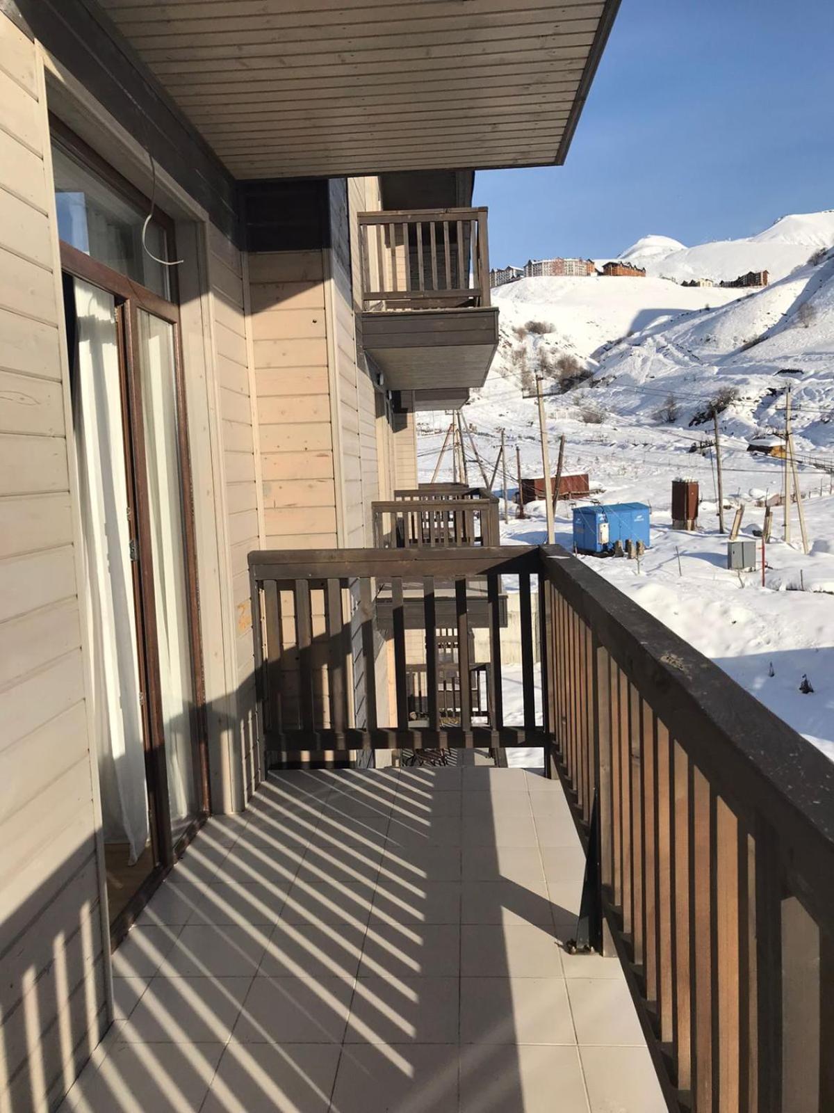 Hotel Qumli Gudauri Eksteriør bilde