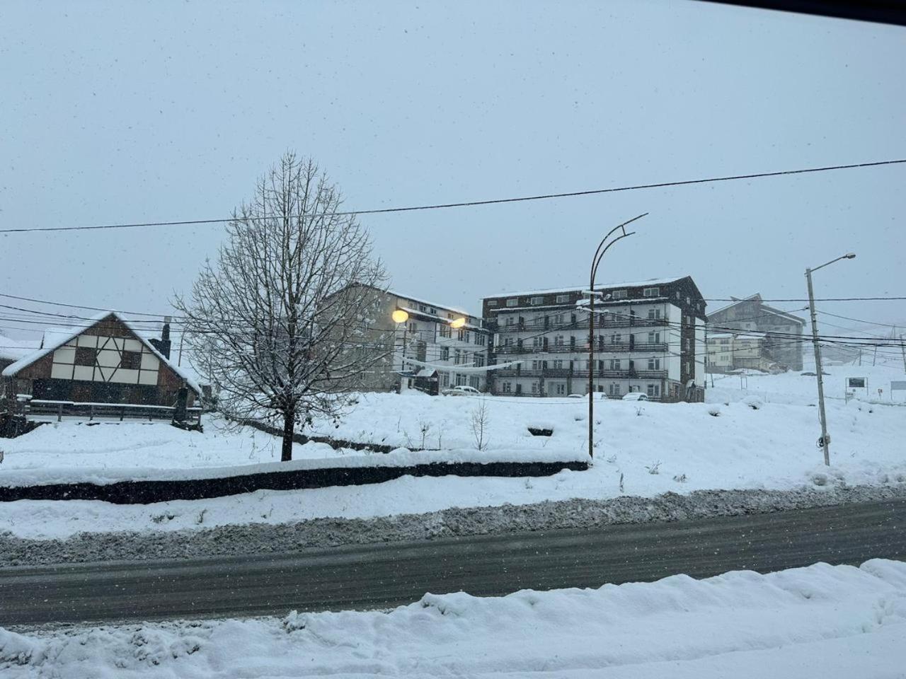 Hotel Qumli Gudauri Eksteriør bilde