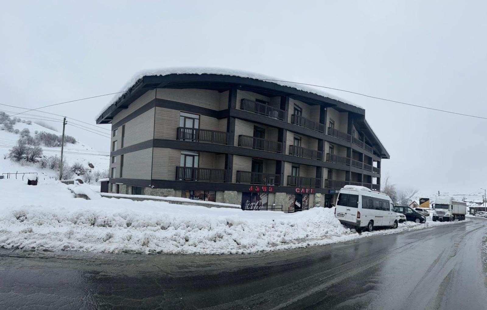 Hotel Qumli Gudauri Eksteriør bilde
